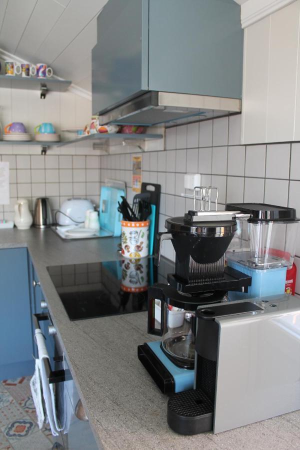 Holsthuset Losji Grimstad  Extérieur photo